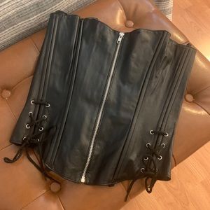 100% genuine leather corset — front zip & lace-up sides and back